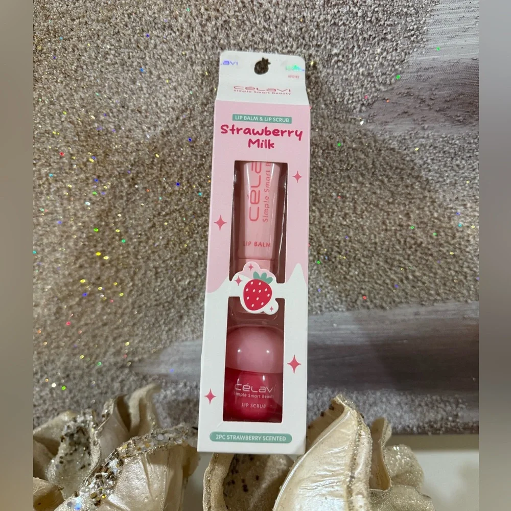 Celev Strawberry Milk Lip Balm & Scrub Set - Pink